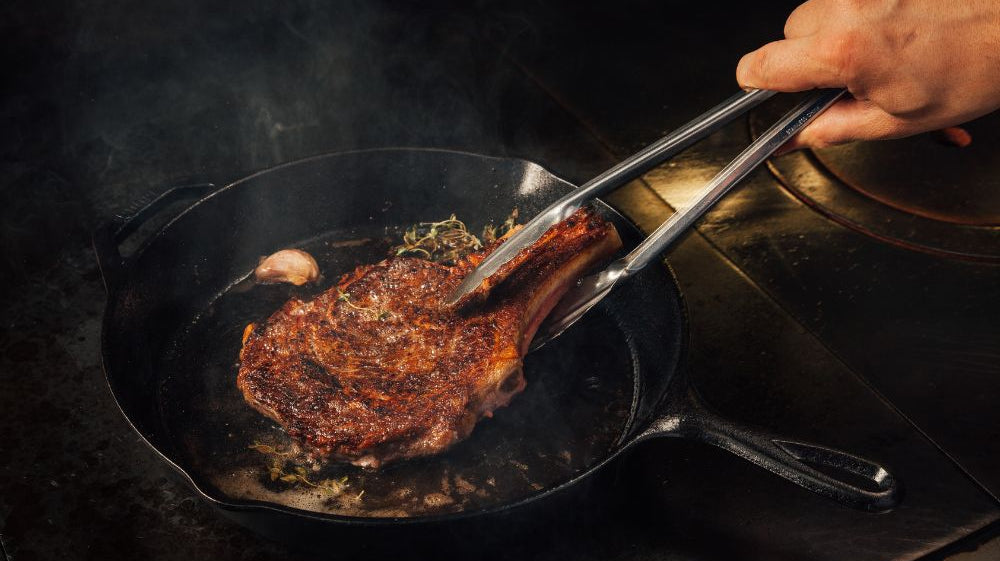 4 Essential Kitchen Tools for Cooking Steak