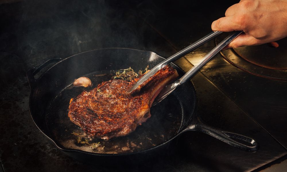 4 Essential Kitchen Tools for Cooking Steak